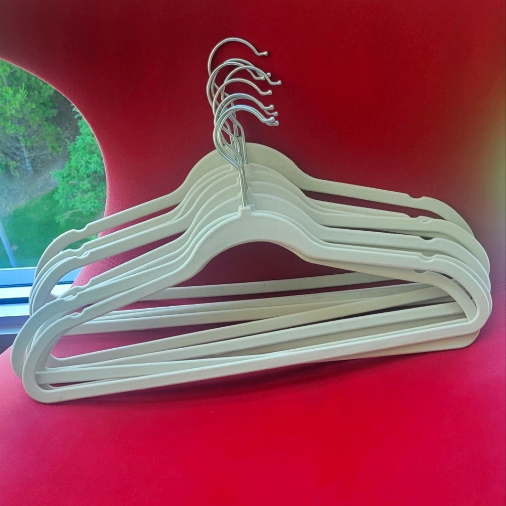 Closet hangers